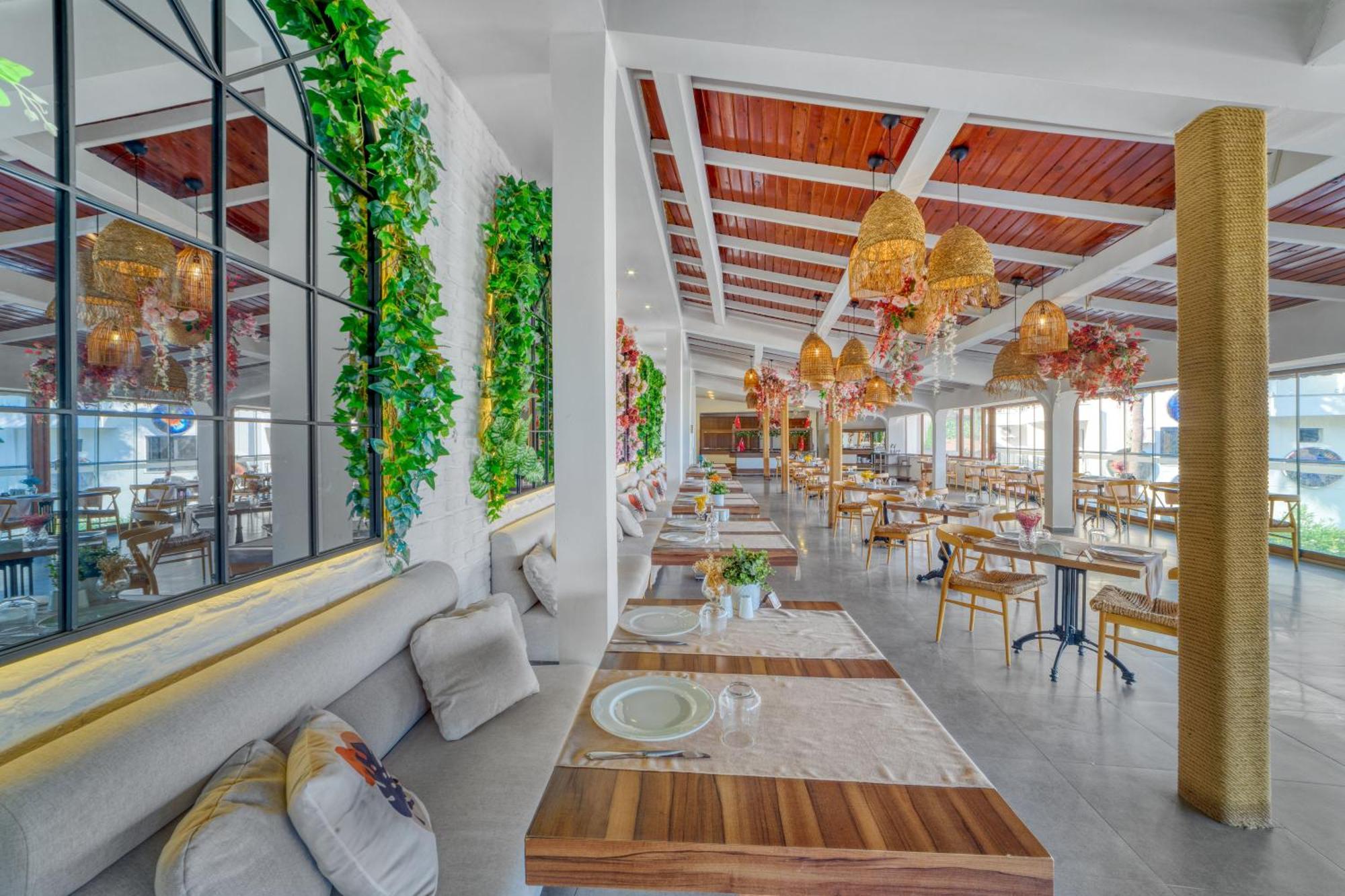 Illusion Beach & Clubhotel - Adults Only Alanya Exterior photo
